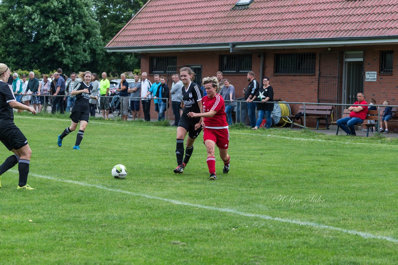 Bild 129 - Aufstiegsspiel SG Borgstedt/Brekendorf - SV Wahlstedt : Ergebnis: 1:4